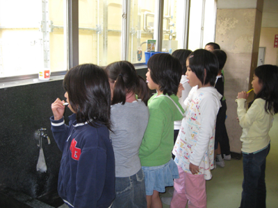 昼休みの歯磨き