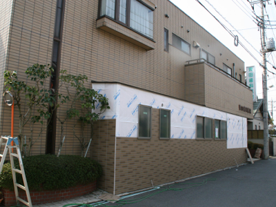 仮？診療所　着々と