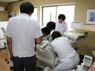 ２１日は臨時休診です