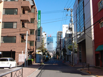 建設中